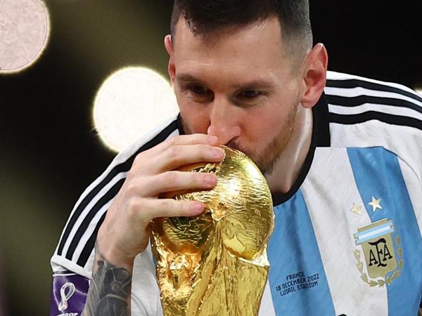 Những thông tin thú vị về chiếc Cup Vàng World Cup