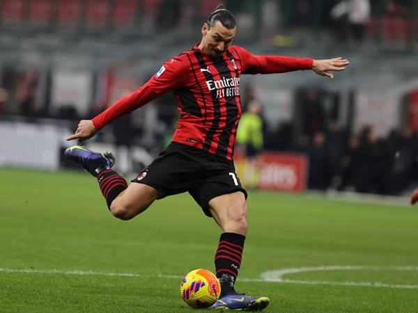 Tại Sao Sút Bóng Không Có Lực? Nguyên Nhân Và Cách Cải Thiện